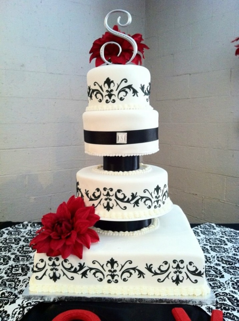 Tiered wedding cake, custom design