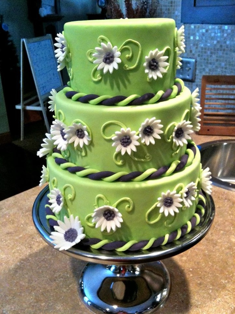 Wedding cake with artisan finish